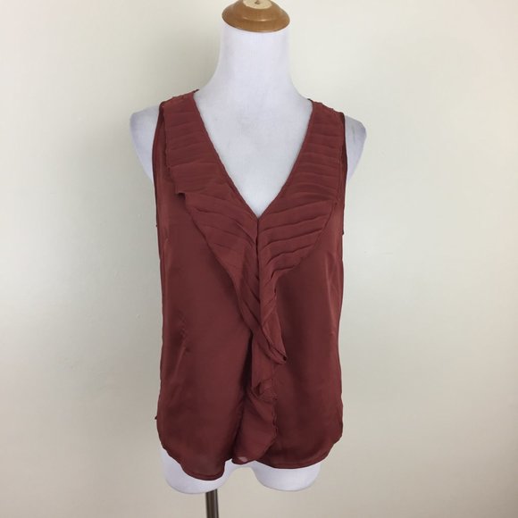 BEBE Hen/Brown Satin/Sateen Chiffon Pleats Ruffle V Neck Sleeveless Top - Picture 4 of 10